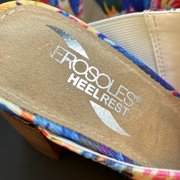 Size 8 Aerosoles Heelrest High Alert heels - Picture 7 of 8